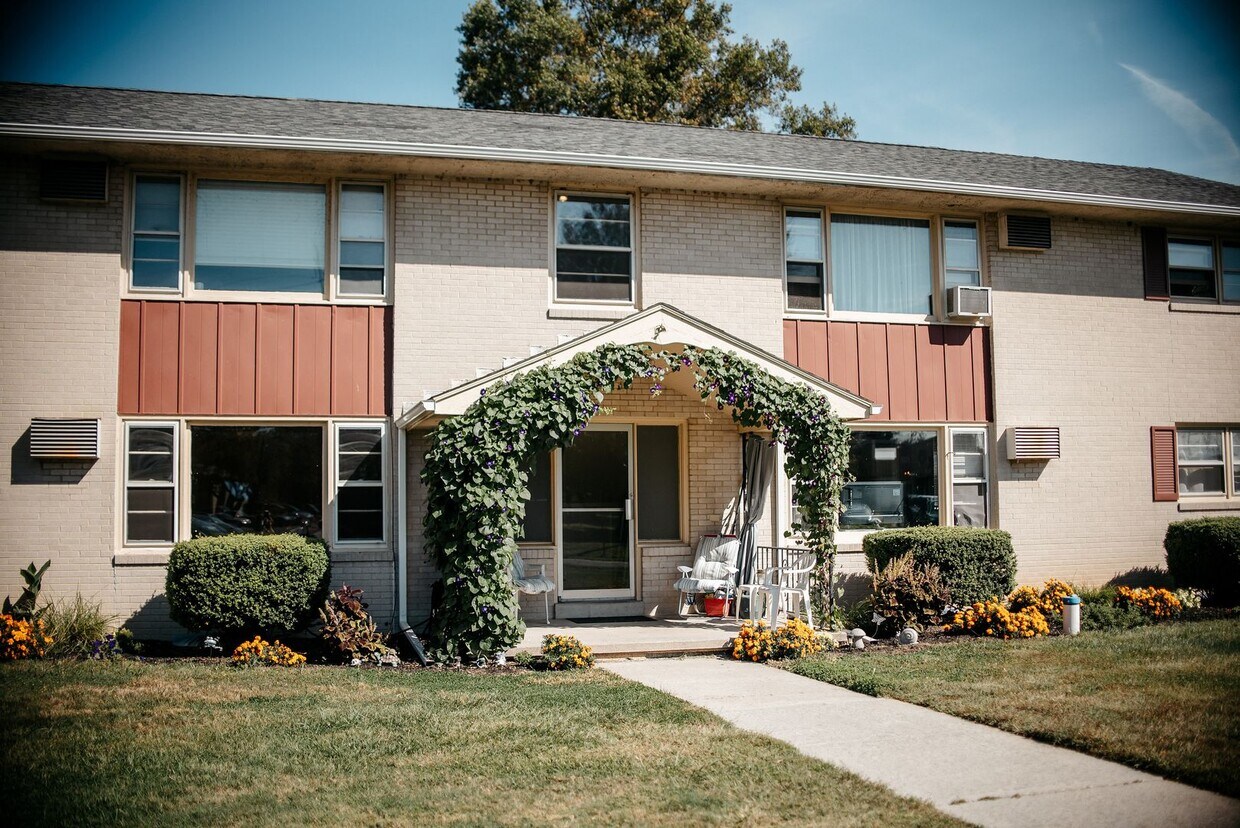 Foto principal - 1012 Pecks Rd