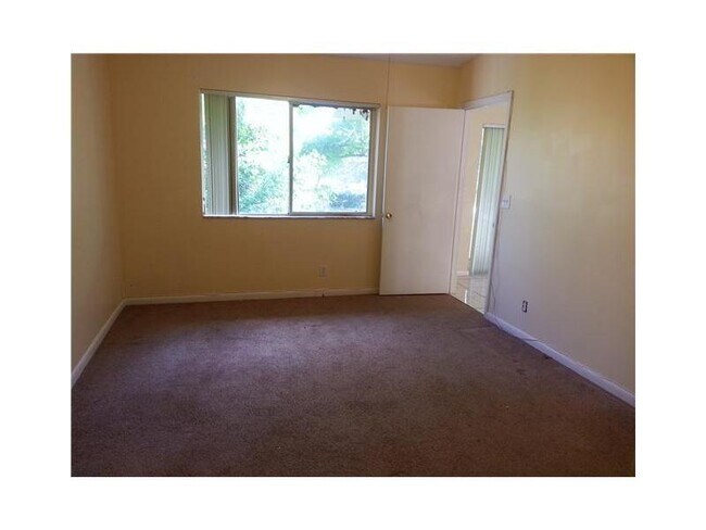 Foto del edificio - 11582 NW 44th St