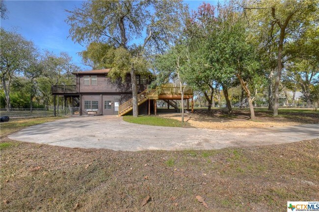 Building Photo - 234 Lake Placid Dr