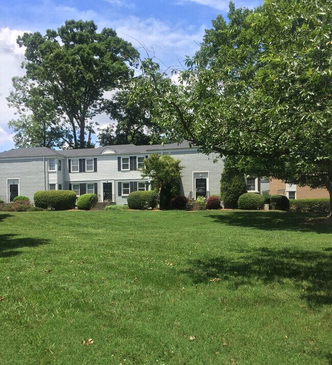 Building Photo - 524-B Wakefield Drive