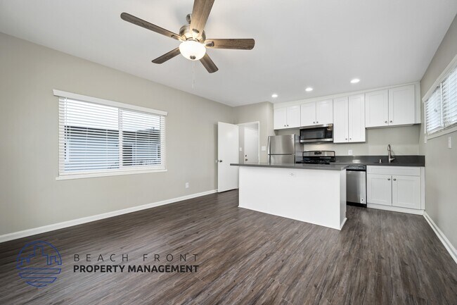 Foto del edificio - 374 Cypress Dr.