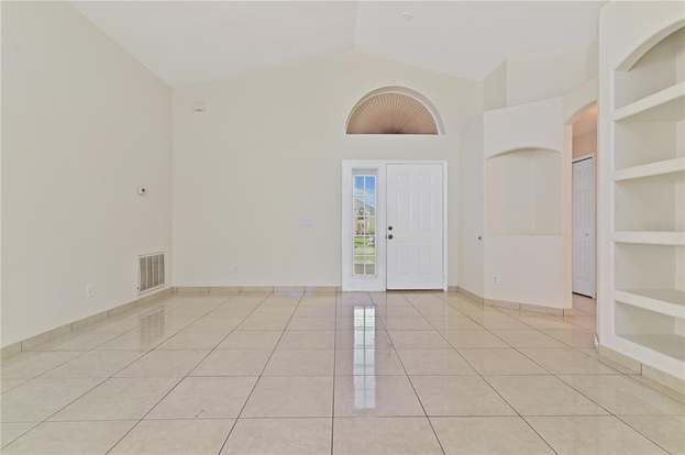 Foto del edificio - 2057 Shannon Lakes Blvd
