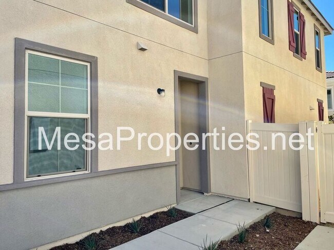Building Photo - 985 Jasmine Way