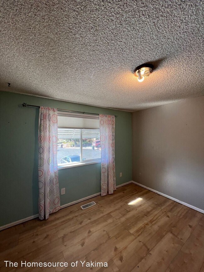 5 br, 3 bath House 4702 Carol Avenue House for Rent in Yakima, WA