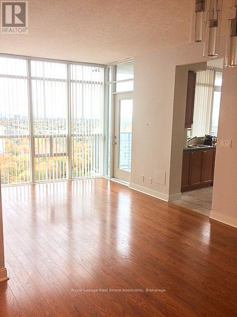 Building Photo - 70 Absolute Ave