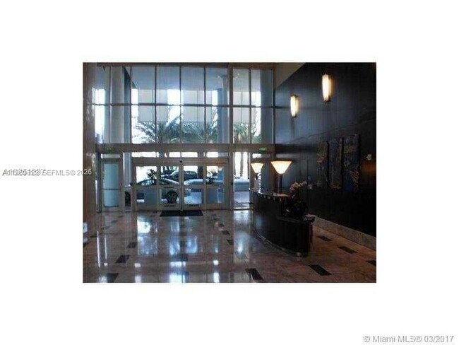 Foto del edificio - 185 SW 7th St
