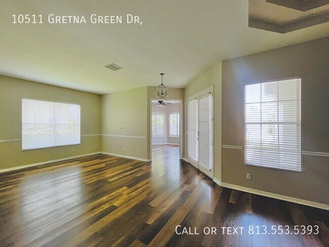 Building Photo - 10511 Gretna Grn Dr