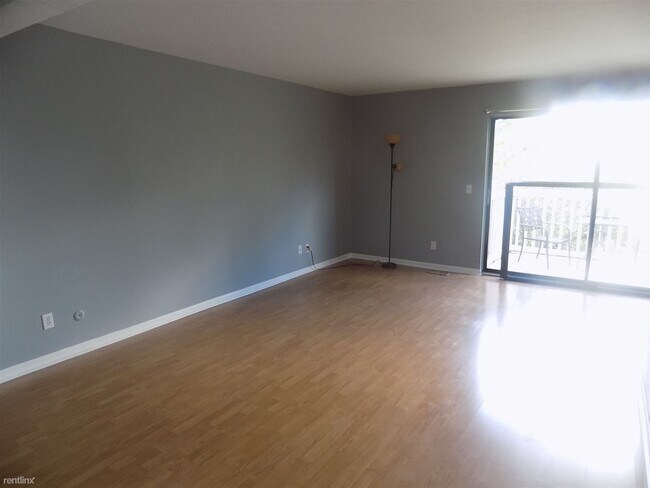 Foto del edificio - 2 br, 2 bath Condo - 23 Dickinson St Unit I