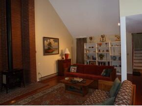 Foto del edificio - 42 Pleasant Dr