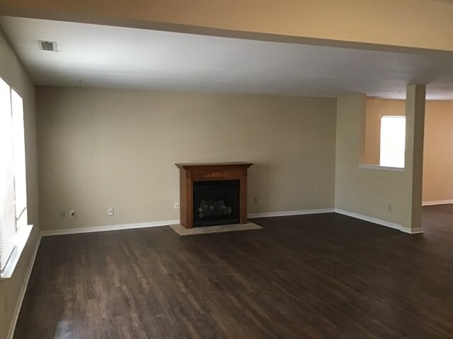 Foto del edificio - 1909 Southernwood Ln