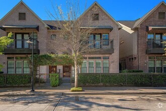 Building Photo - 12 Riva Row