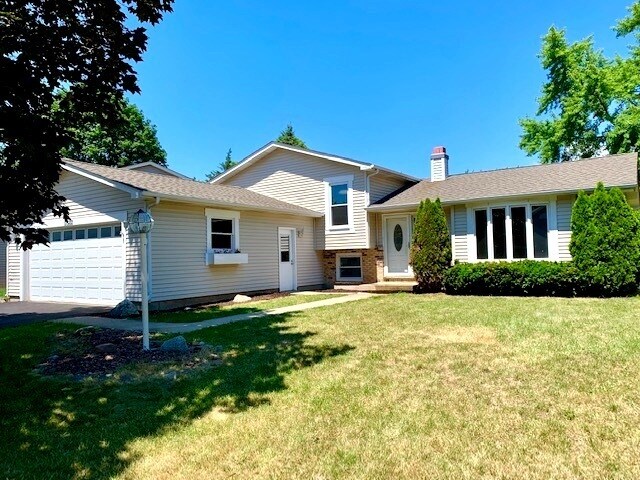 Foto principal - 17588 W Summit Dr