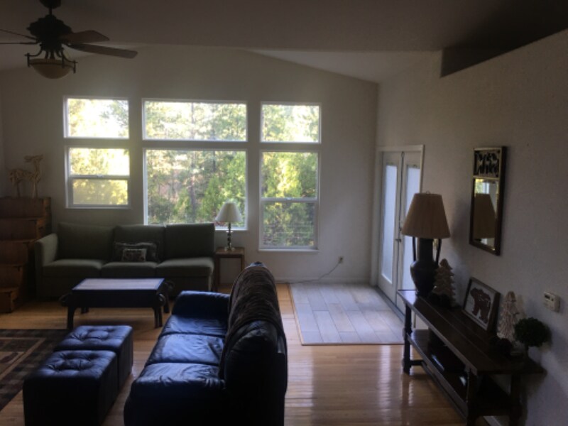 Foto del edificio - 19889 Pine Mountain Dr