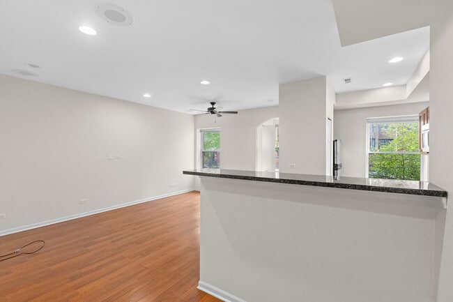 Building Photo - 7717 N Marshfield Ave