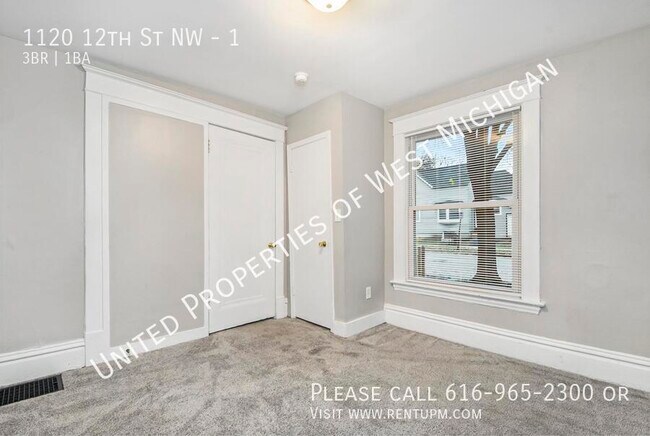 Building Photo - Available Now | 3 Bedroom 1 Bathroom Lower...