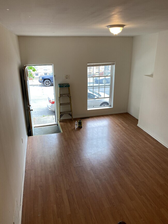 Foto del edificio - 328 S Calhoun St