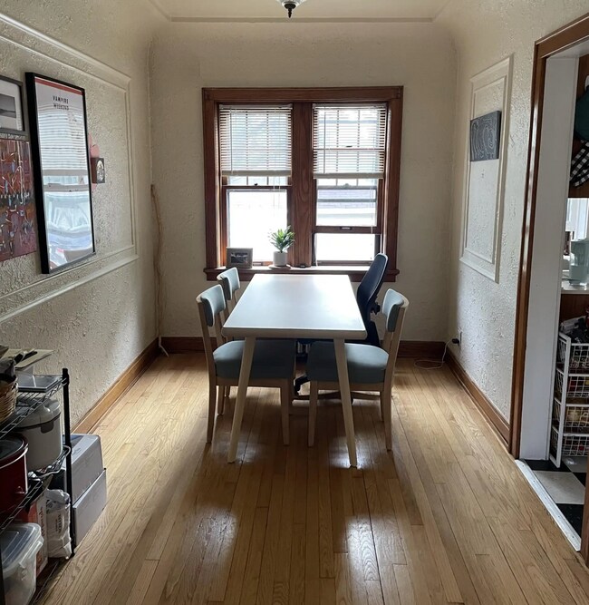 Foto del edificio - 3036 S Kinnickinnic Ave