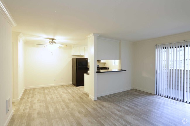 2 HAB, 2 BA - 900 ft² - Elan Quail Pointe Apartment Homes