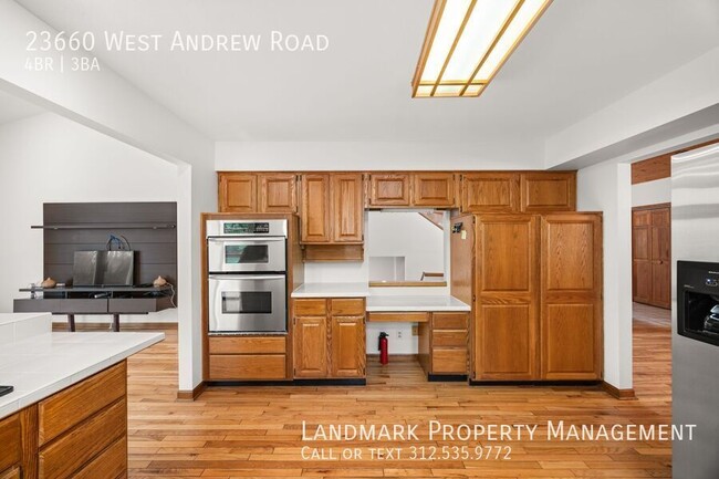 Foto del edificio - 23660 W Andrew Rd