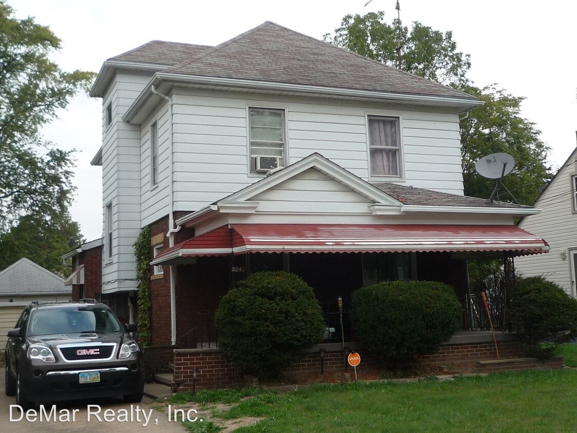 Foto principal - 4 br, 1.5 bath House - 2040 S. Heights