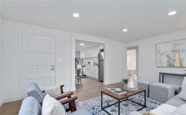 Foto del edificio - Renovated 3-Bed Home in Victory Heights
