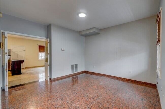 Foto del edificio - 15 W 16th St