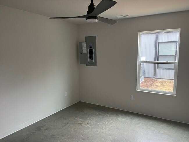 Foto del edificio - 208 3rd Ave