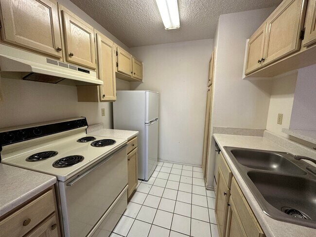 Foto del edificio - 201 Martingale