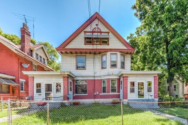 2308- 2310 Highland Ave. - 2308- 2310 Highland Ave. Apartment