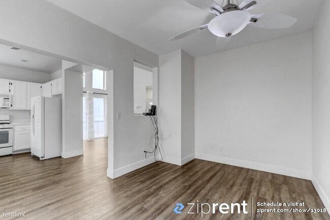 Building Photo - 3 br, 3 bath House - 1059 Laguna Seca Loop...