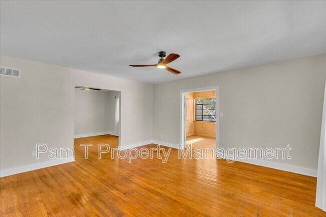 Foto del edificio - 625 E 41st St