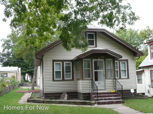 Primary Photo - 2 br, 1 bath House - 3347 Sheridan Ave N.