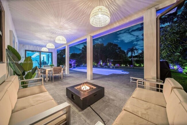 Foto del edificio - 305 NW 124th St