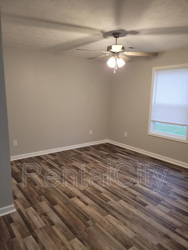 Building Photo - 469 Dana St