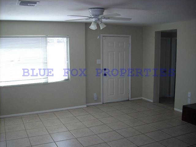 Foto del edificio - 2323 E 10th St