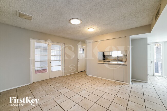 Foto del edificio - 4120 W Ironwood Dr