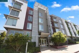 Building Photo - 555 Ygnacio Valley Rd