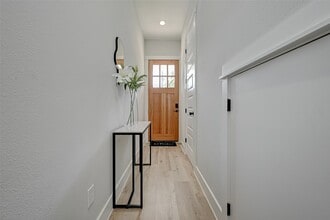 Building Photo - 2105 Sam Wilson St