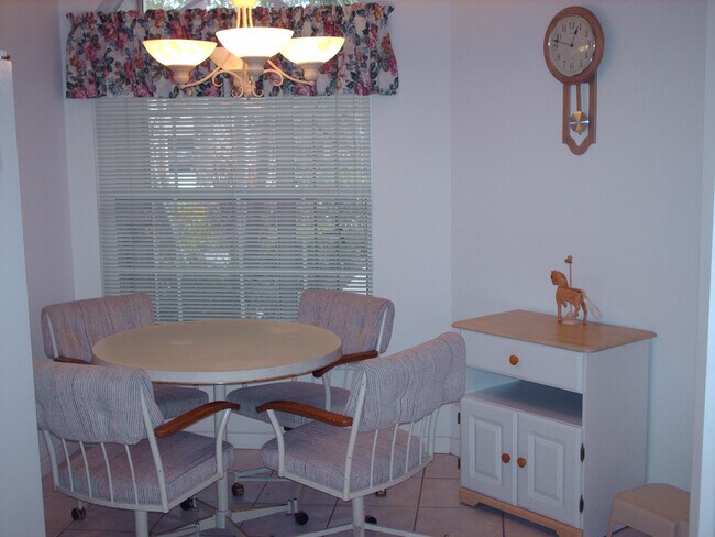 Foto del edificio - 6388 Long Key Ln