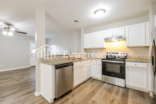 Building Photo - 6499 Snow Bird Ln