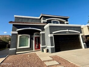Building Photo - 13773 Paseo Central Ave