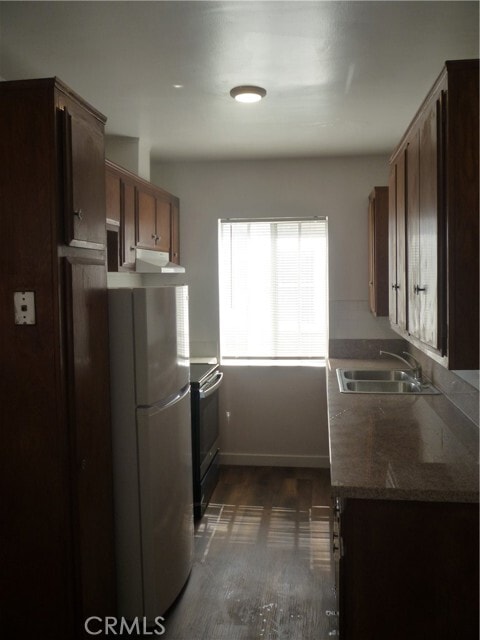 Foto del edificio - 2919 W 235th St