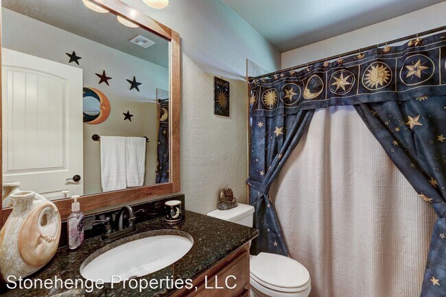Foto del edificio - 4 br, 3 bath House - 10625 Granada Dr.