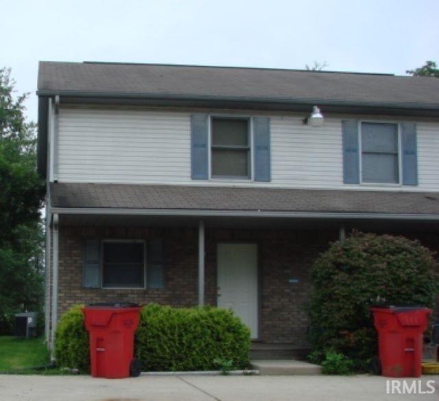 Primary Photo - 1302 S Hickory Grove Ln