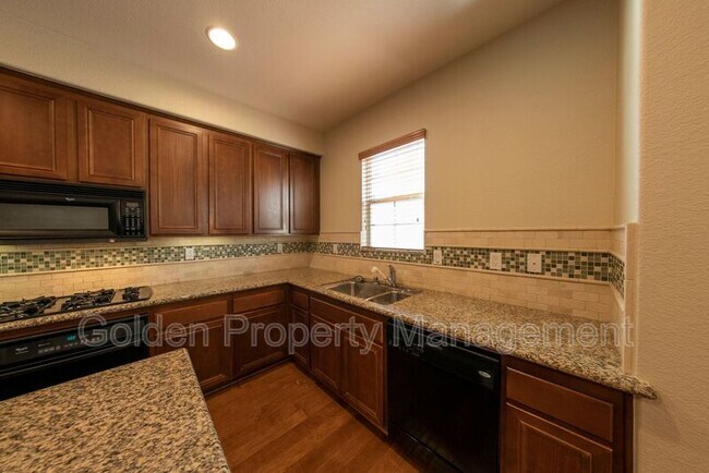 Building Photo - 2264 Huntington Point Rd