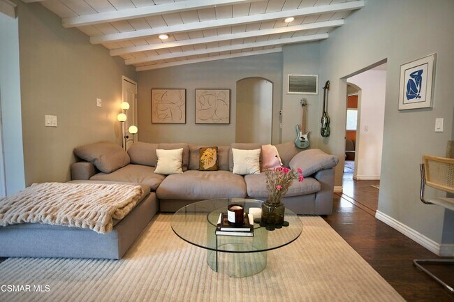 Foto del edificio - 6946 Texhoma Ave