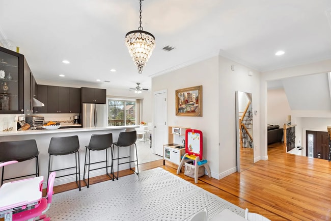 Building Photo - 603 Glen Ave