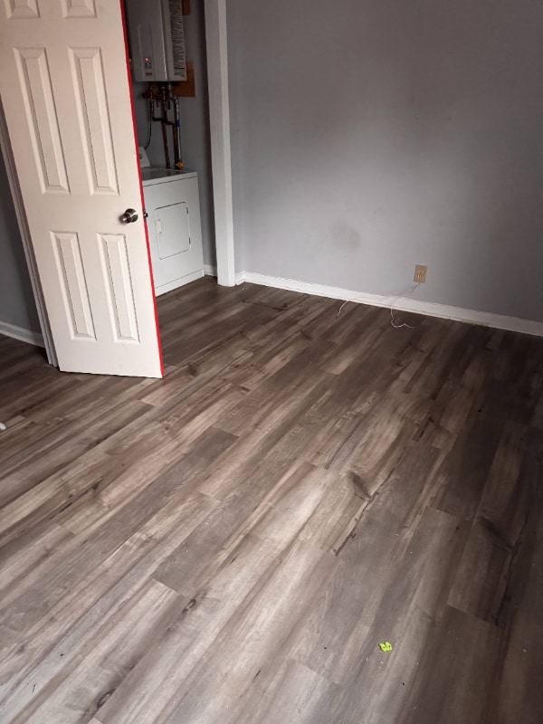 Photo - 106 Bolling Rd House