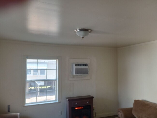 Building Photo - 1522 Willow St