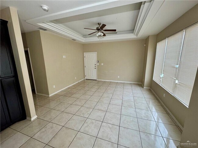 Foto del edificio - 2606 W Primrose Ave